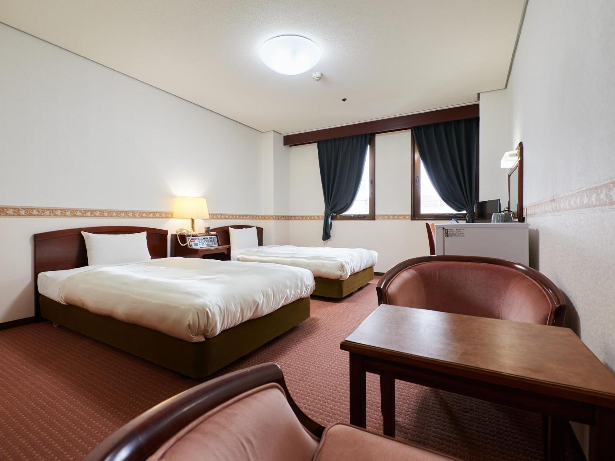 Ecohotel Toyama Station Zewnętrze zdjęcie